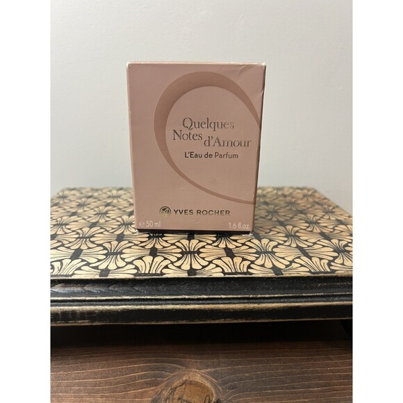 Yves Rocher Quelques Notes d'Amour L'Eau De Parfum 50 ml/1.6 fl oz New Open Box - Picture 1 of 8